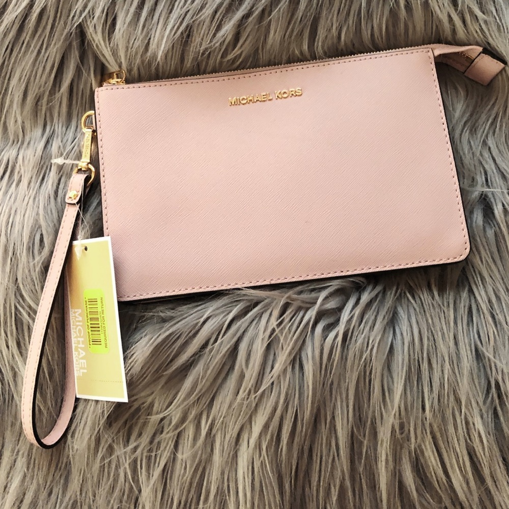 Michael Kors Medium Wristlet, Blush light pink NWT